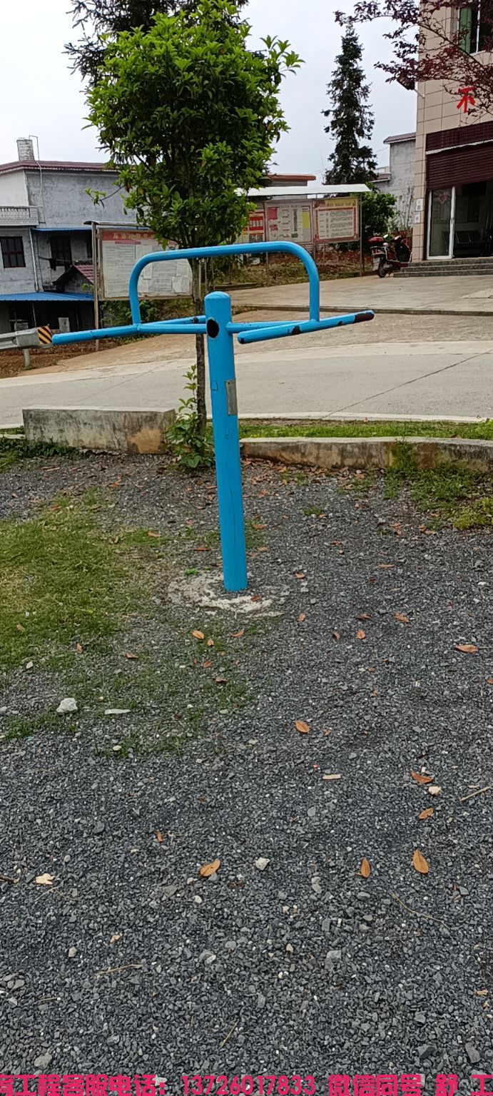 山门镇龙池村文化广场